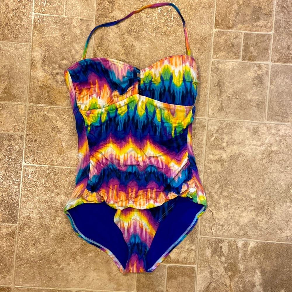 Tommy Bahama One Piece Swimsuit 🩱